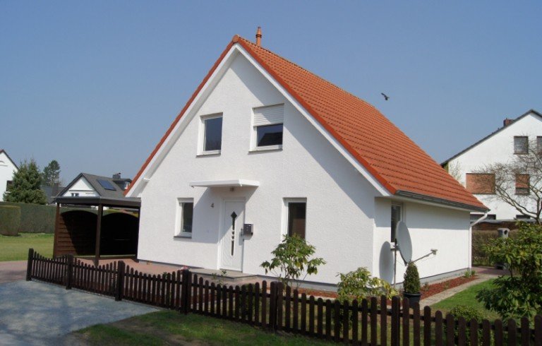 Frontansicht L�hne Einfamilienhaus Renoviertes Familienparadies in top Lage von L�hne