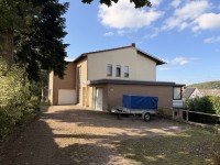 Hauptbild Gro�z�giges Zweifamilienhaus mit Potenzial in ruhiger Lage