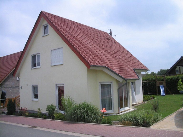 Ansicht 1 Kirchlengern Einfamilienhaus SCHN�PPCHENANGEBOT........... Kleines Familienparadies