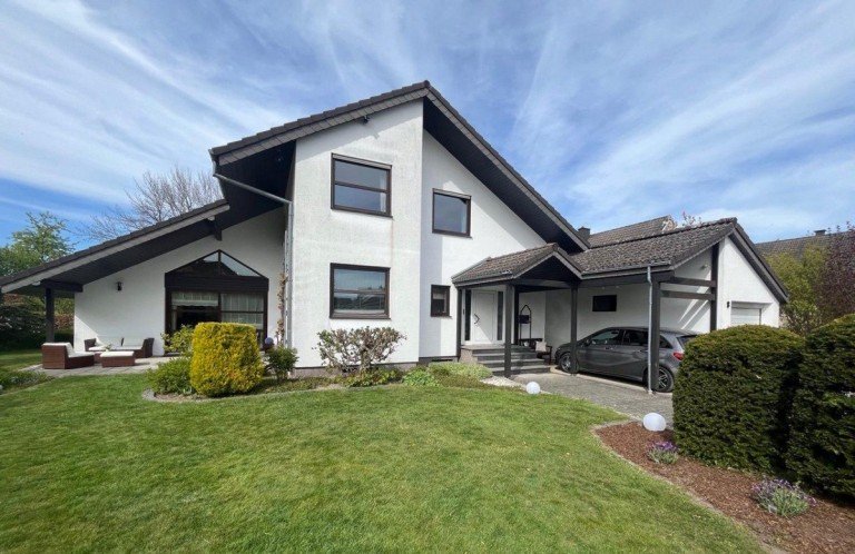 front L�hne Einfamilienhaus Einfamilienhaus ideal f�r Familien, Paare mit Homeofficewunsch und G�stezimmer