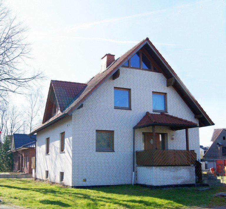 Frontansicht L�hne Einfamilienhaus Hier k�nnen Sie noch Ihre eigenen Ideen und W�nsche einbringen